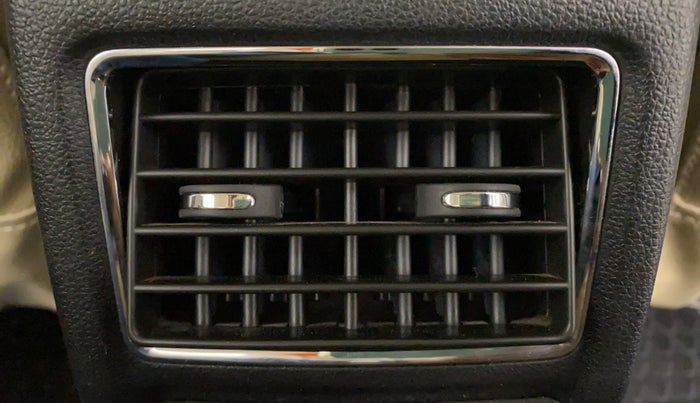 2019 Skoda Rapid AMBITION 1.6 MPFI MT, Petrol, Manual, 17,530 km, Rear AC Vents