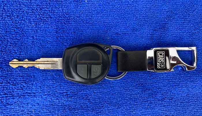 2014 Maruti Swift Dzire VXI, Petrol, Manual, 42,969 km, Key Close Up