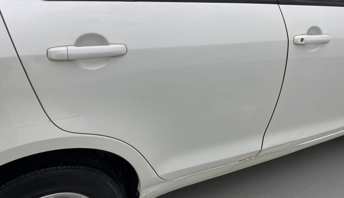2014 Maruti Swift Dzire VXI, Petrol, Manual, 42,969 km, Right rear door - Minor scratches
