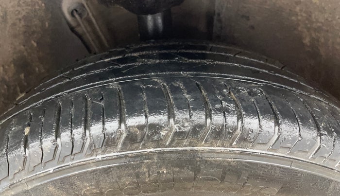 2022 Skoda SLAVIA AMBITION 1.0L TSI AT, Petrol, Automatic, 36,756 km, Right Front Tyre Tread