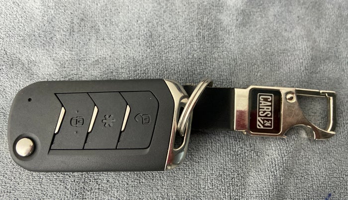 2021 Mahindra Thar LX PETROL HT 4WD AT, Petrol, Automatic, 5,227 km, Key Close Up