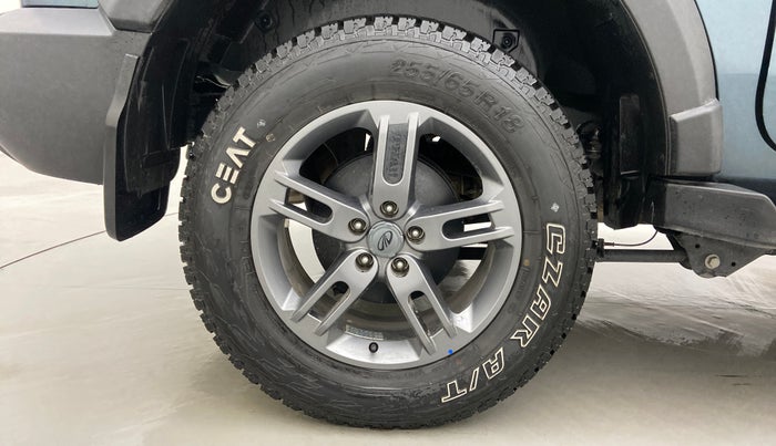 2021 Mahindra Thar LX PETROL HT 4WD AT, Petrol, Automatic, 5,227 km, Right Rear Wheel