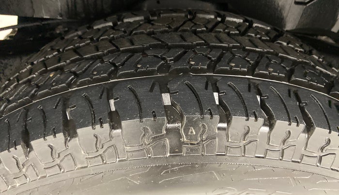 2021 Mahindra Thar LX PETROL HT 4WD AT, Petrol, Automatic, 5,227 km, Right Rear Tyre Tread