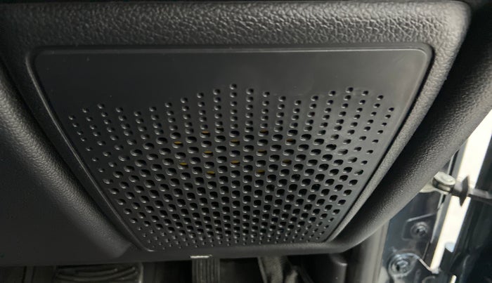2021 Mahindra Thar LX PETROL HT 4WD AT, Petrol, Automatic, 5,227 km, Speaker