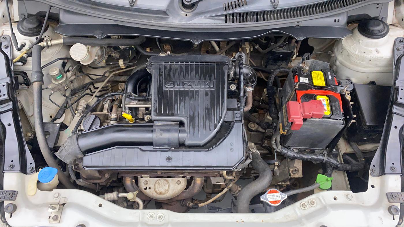 2013 Maruti Swift VXI D, Petrol, Manual, 86,374 km, Open Bonet