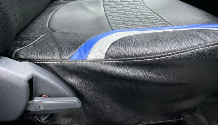 2018 Maruti Alto 800 LXI, Petrol, Manual, Driver Side Adjustment Panel