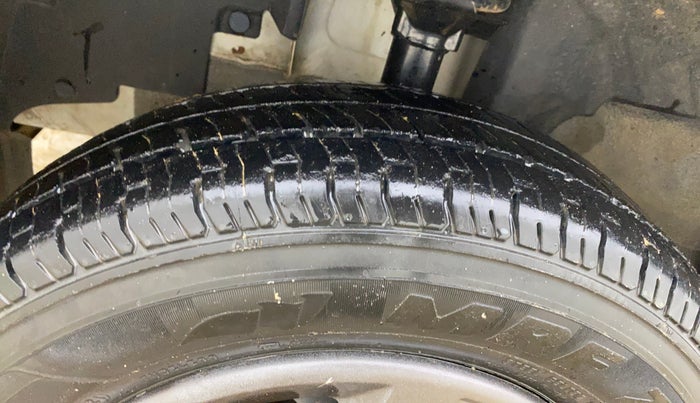 2016 Renault Kwid RXT 0.8, Petrol, Manual, 90,905 km, Left Front Tyre Tread