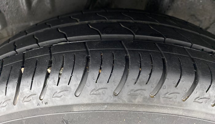 2018 Honda Amaze 1.2 V CVT I VTEC, Petrol, Automatic, 44,439 km, Left Rear Tyre Tread