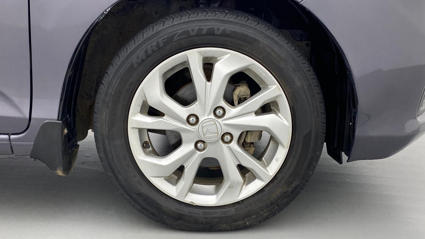 2018 Honda Amaze 1.2 V CVT I VTEC, Petrol, Automatic, 44,439 km, Right Front Wheel
