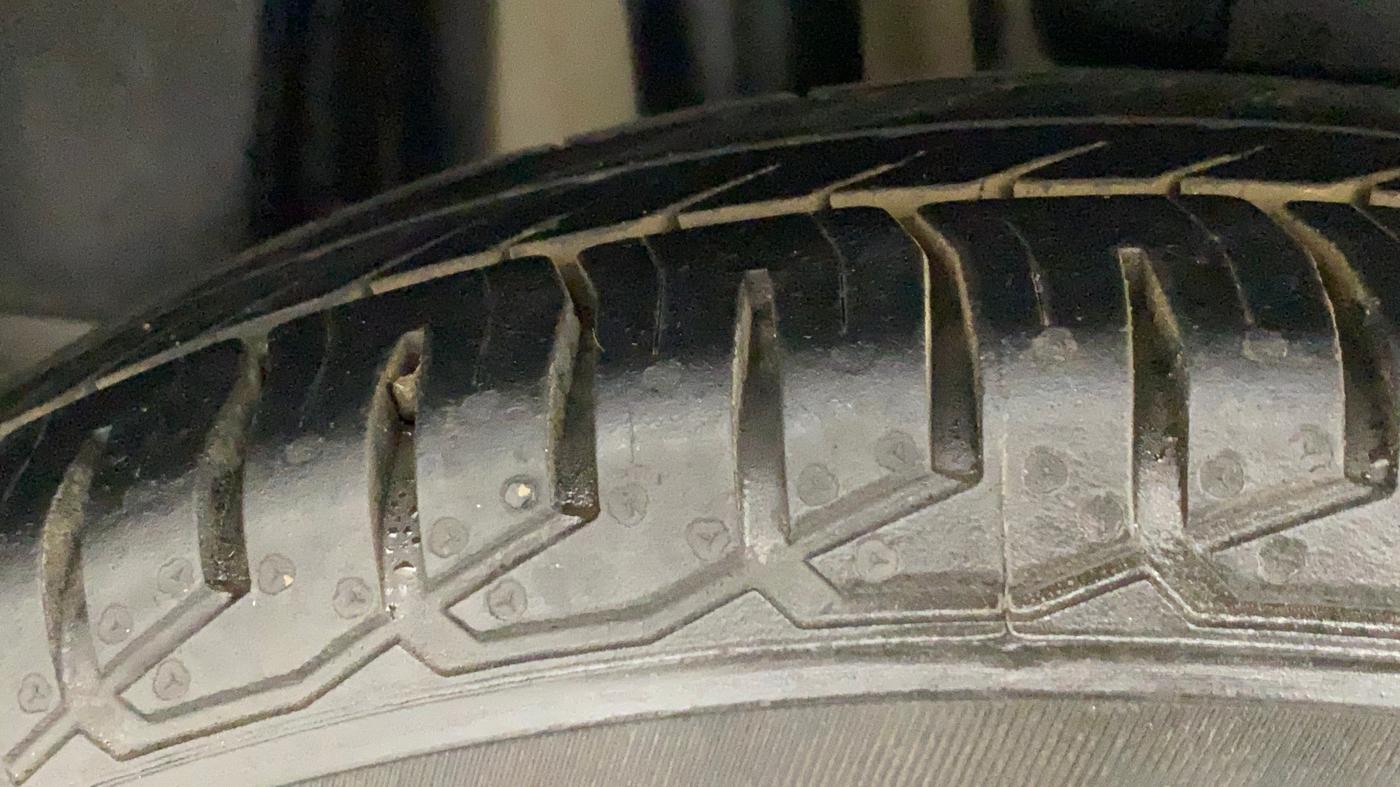 2017 Maruti Dzire VXI, Petrol, Manual, 71,574 km, Right Rear Tyre Tread