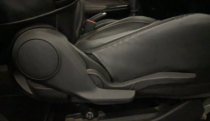 2025 Maruti FRONX ZETA 1.0 TURBO MT, Petrol, Manual, 14,476 km, Driver Side Adjustment Panel