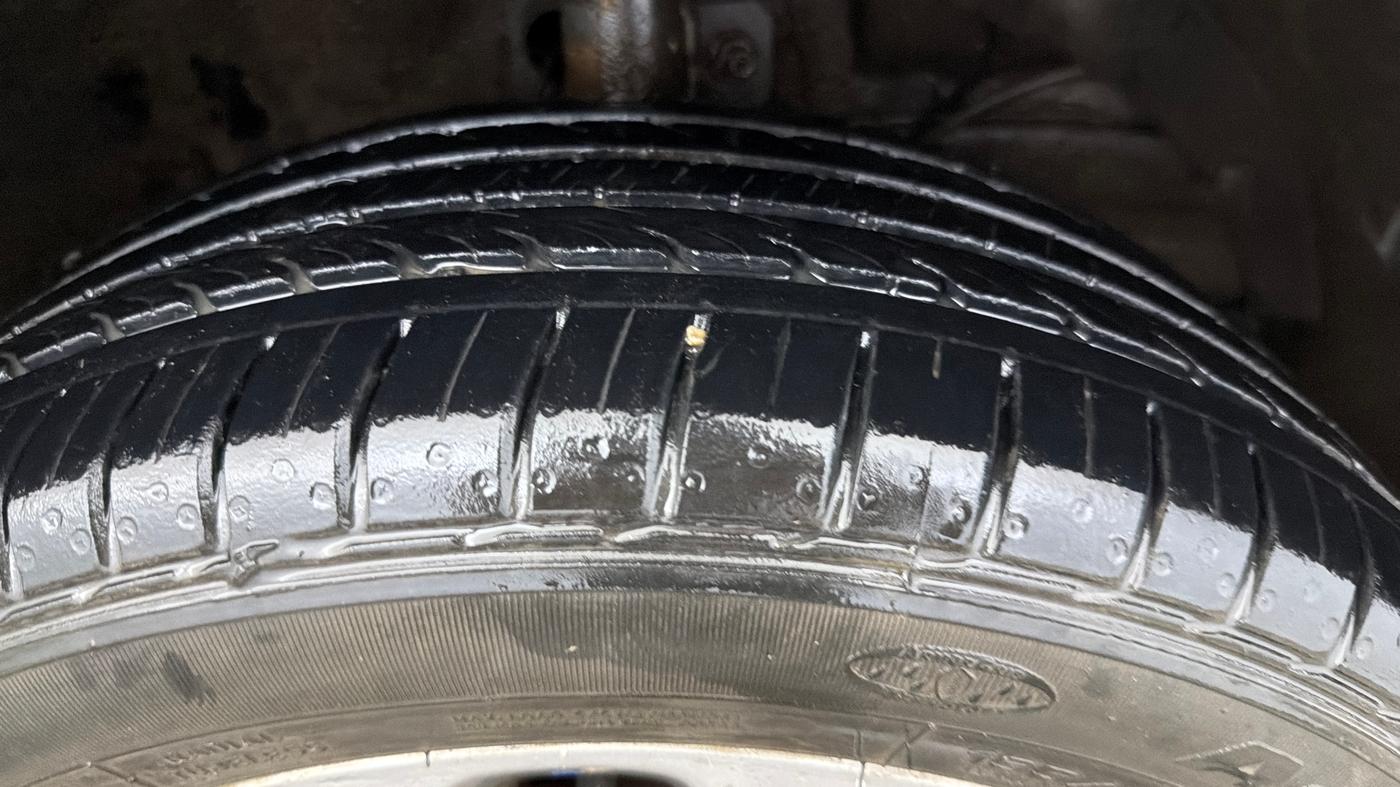 2017 Maruti Baleno ALPHA PETROL 1.2, Petrol, Manual, 73,500 km, Right Front Tyre Tread