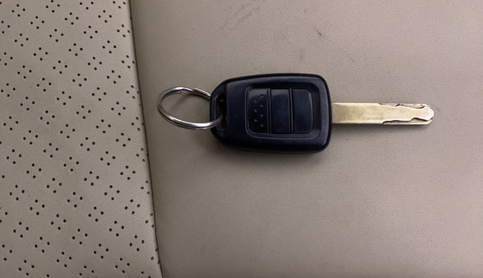 2017 Honda Jazz 1.2L I-VTEC V AT, Petrol, Automatic, 60,193 km, Key Close Up