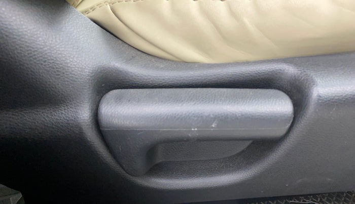 2017 Honda Jazz 1.2L I-VTEC V AT, Petrol, Automatic, 60,193 km, Driver Side Adjustment Panel