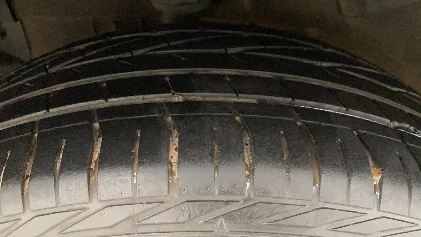 2019 Tata NEXON XZA PLUS DIESEL, Diesel, Automatic, 40,287 km, Right Rear Tyre Tread