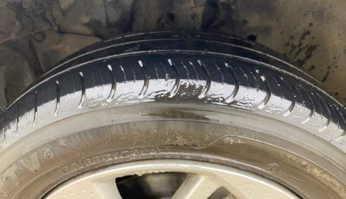 2017 Honda Jazz 1.2L I-VTEC V, Petrol, Manual, 62,700 km, Left Front Tyre Tread