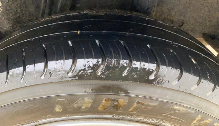 2017 Honda Jazz 1.2L I-VTEC V, Petrol, Manual, 62,700 km, Left Rear Tyre Tread