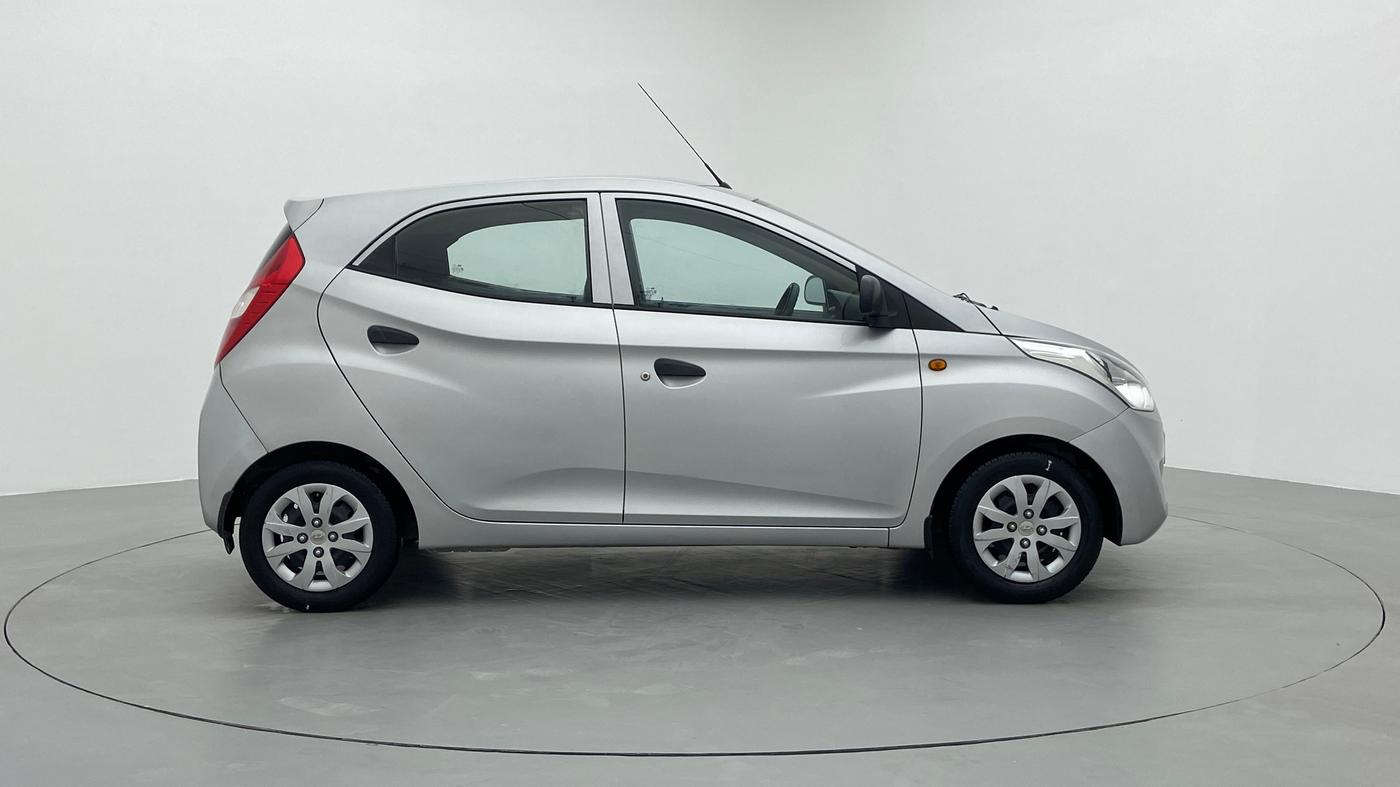 2015 Hyundai Eon MAGNA PLUS, Petrol, Manual, 48,490 km, Right Side View