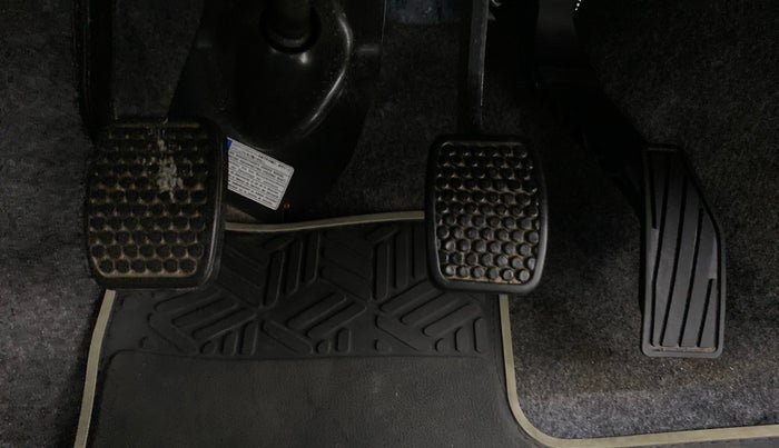 2020 Maruti Alto LXI, Petrol, Manual, 942 km, Pedals