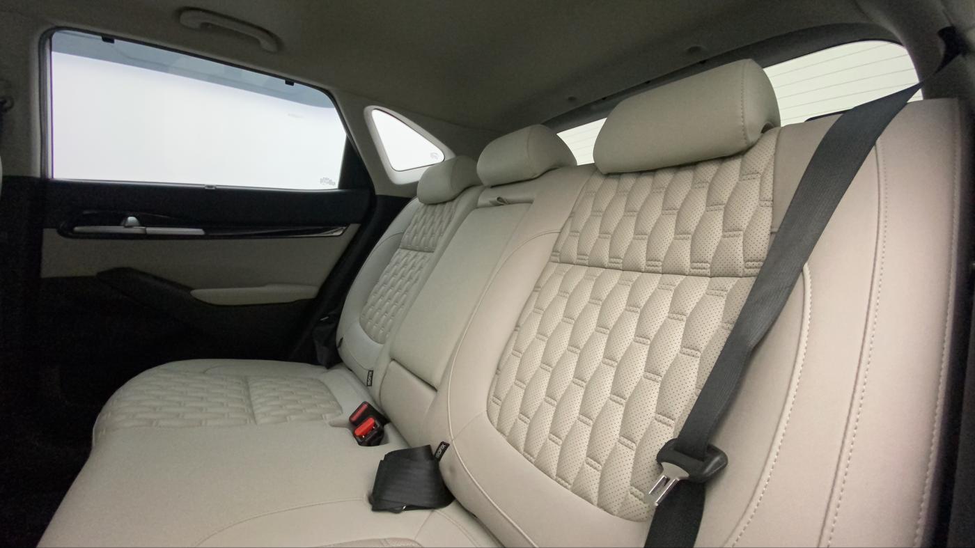 2022 KIA SELTOS HTX 1.5 PETROL, Petrol, Manual, 35,729 km, Right Side Rear Door Cabin