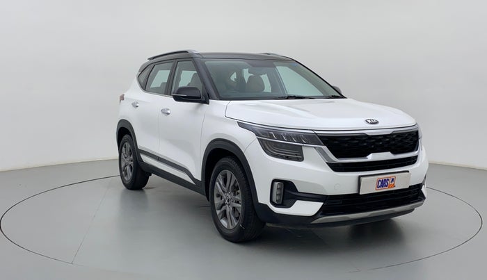 2019 KIA SELTOS HTX 1.5 PETROL MT, Petrol, Manual, 25,817 km, Right Front Diagonal