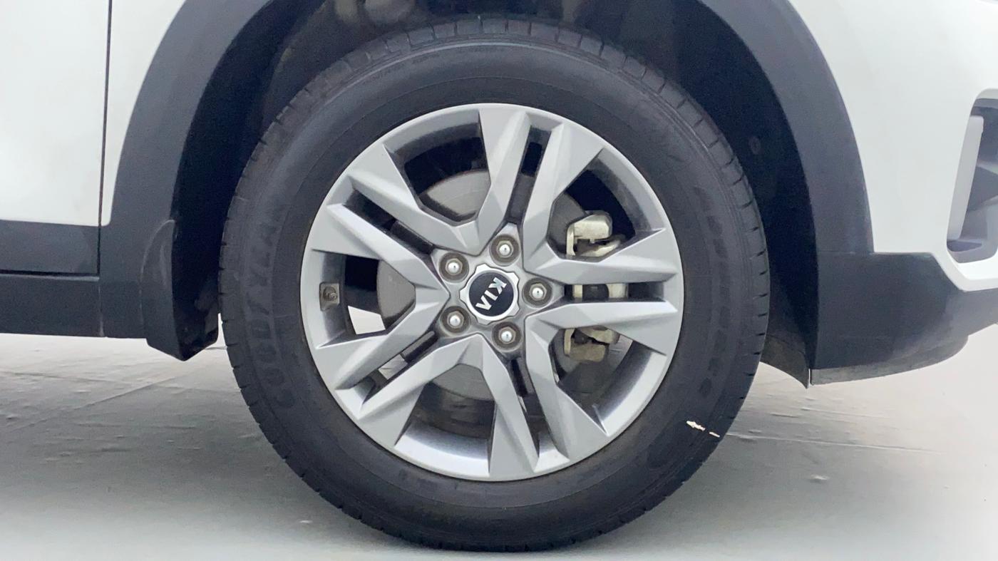 2019 KIA SELTOS HTX 1.5 PETROL MT, Petrol, Manual, 25,817 km, Right Front Wheel