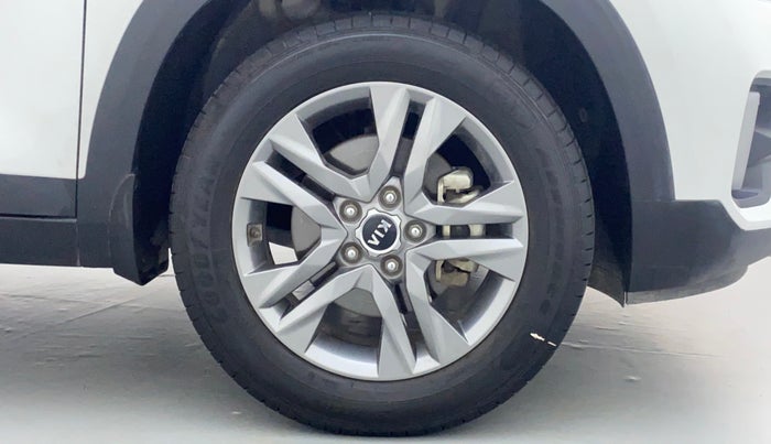 2019 KIA SELTOS HTX 1.5 PETROL MT, Petrol, Manual, 25,817 km, Right Front Wheel