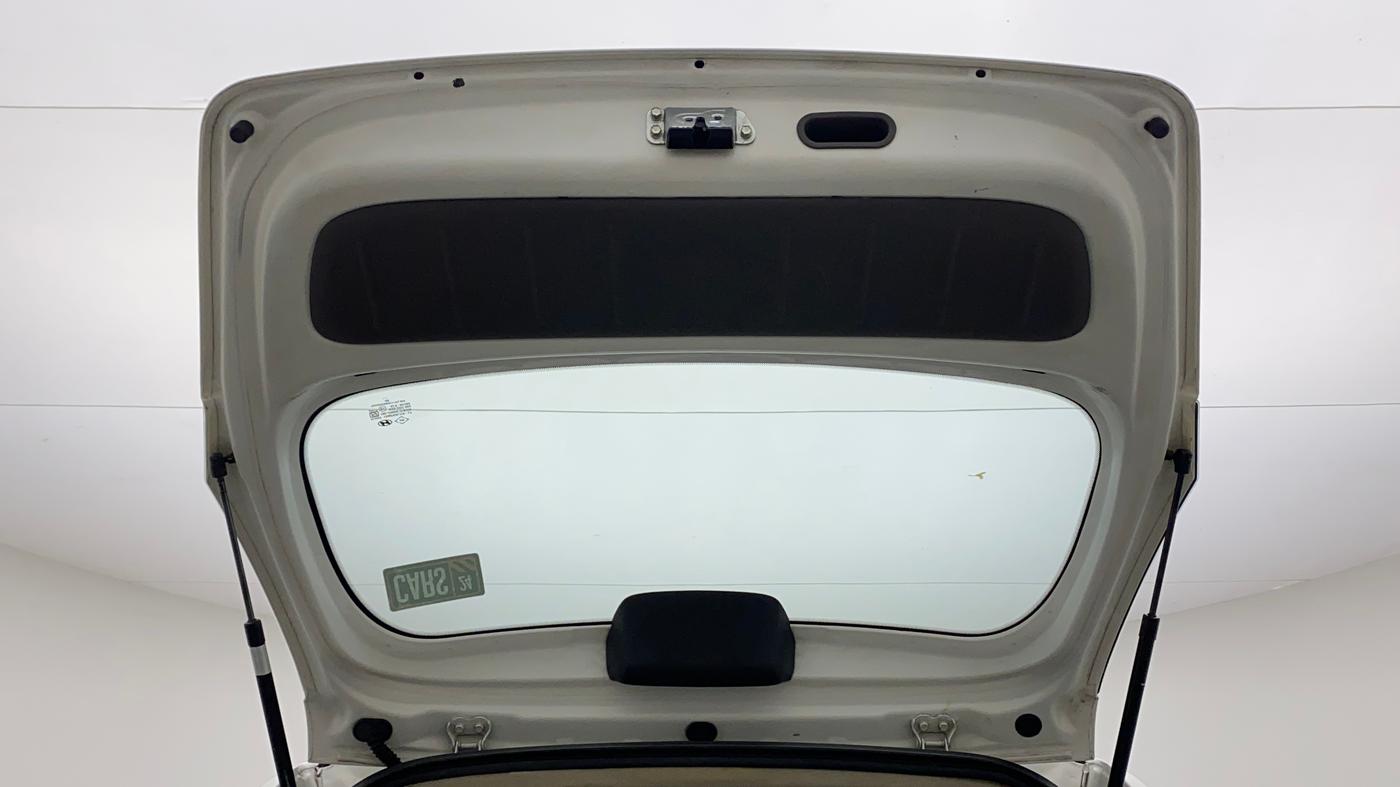 2014 Hyundai i10 MAGNA 1.1, CNG, Manual, 77,170 km, Boot Door Open