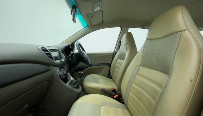 2014 Hyundai i10 MAGNA 1.1, CNG, Manual, 77,170 km, Right Side Front Door Cabin