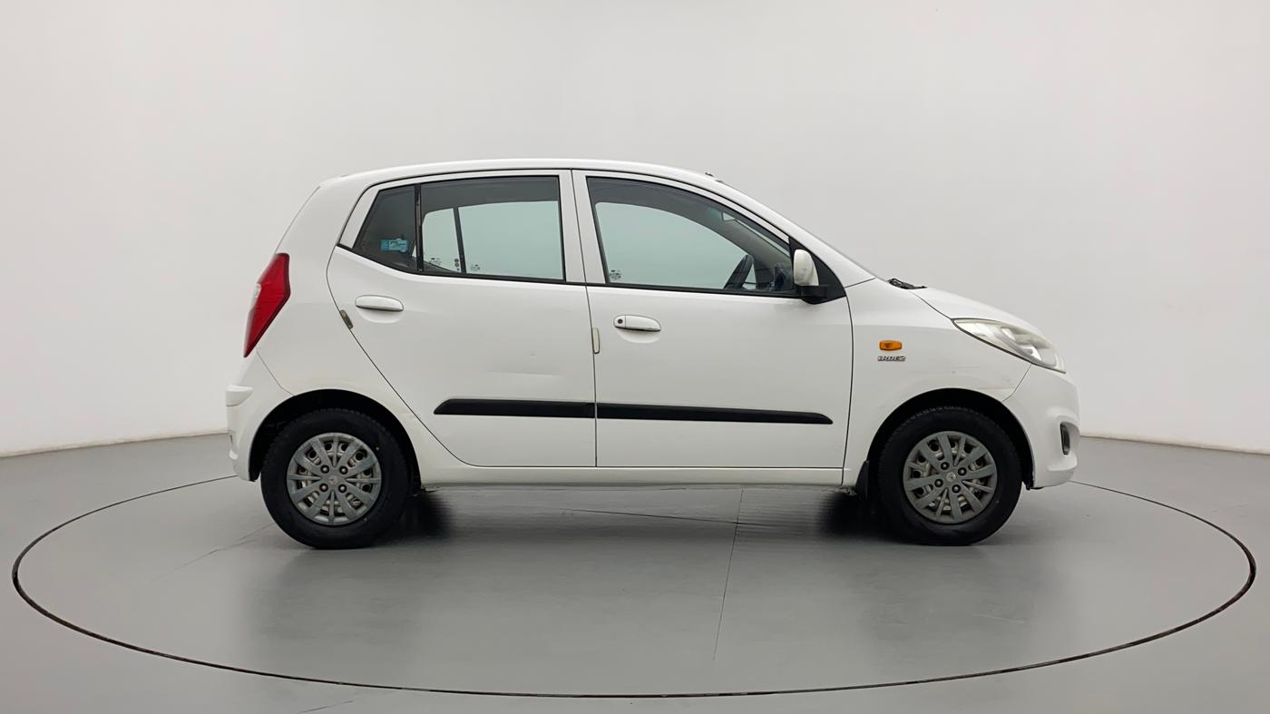 2014 Hyundai i10 MAGNA 1.1, CNG, Manual, 77,170 km, Right Side View