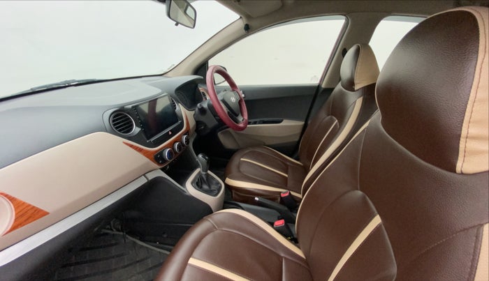 2015 Hyundai Grand i10 ASTA AT 1.2 KAPPA VTVT, Petrol, Automatic, 38,232 km, Right Side Front Door Cabin