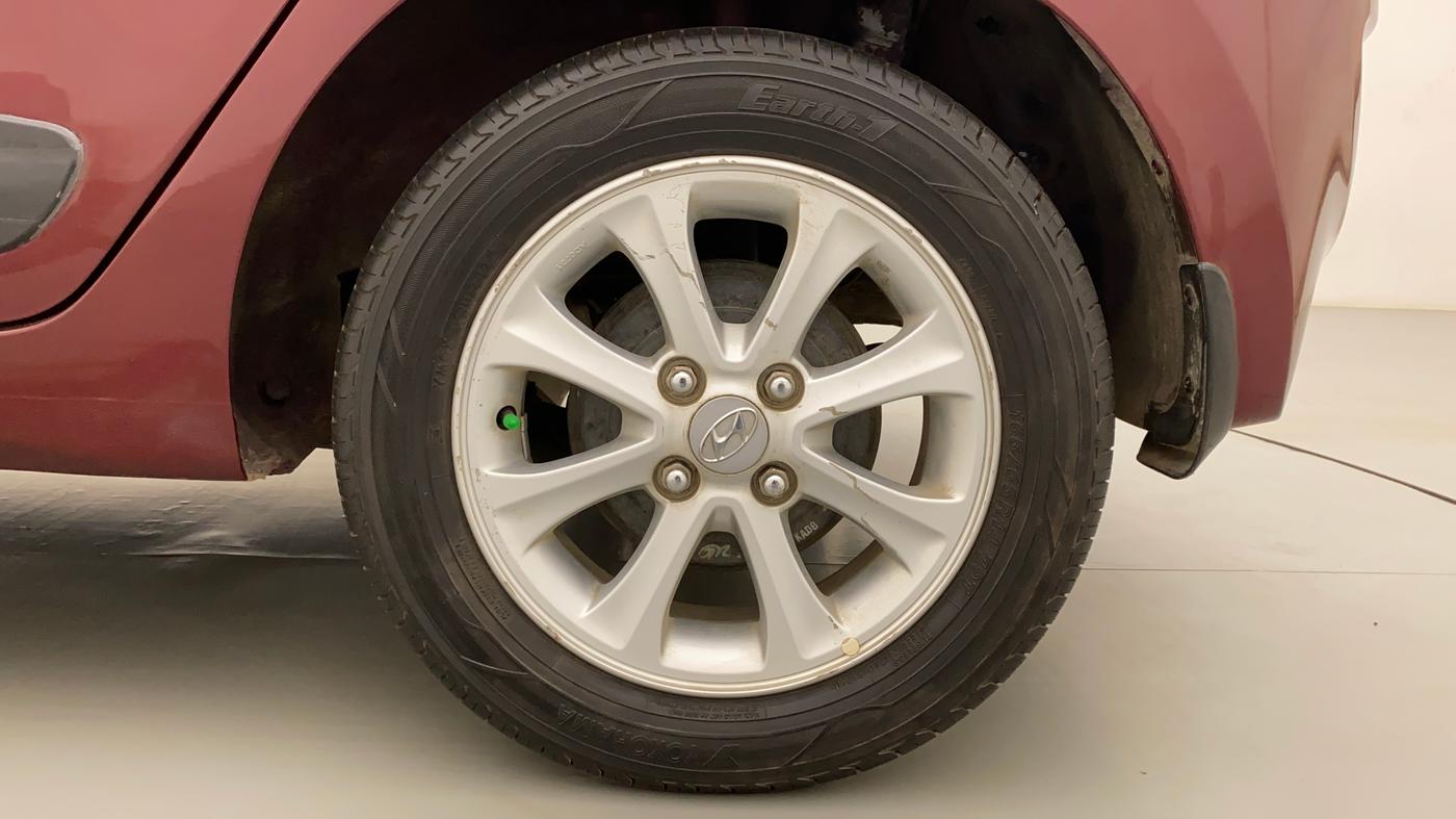 2015 Hyundai Grand i10 ASTA AT 1.2 KAPPA VTVT, Petrol, Automatic, 38,232 km, Left Rear Wheel