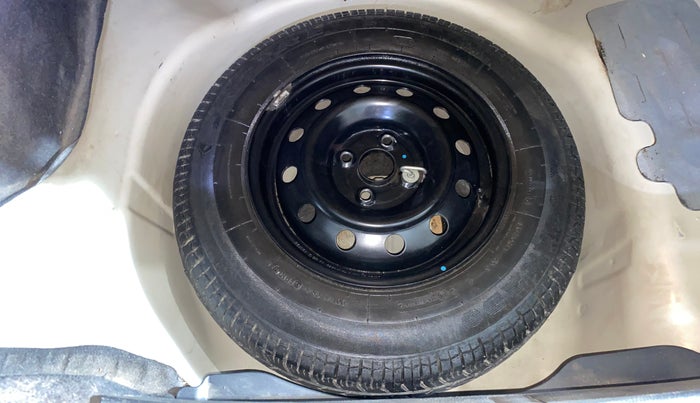 2013 Maruti Swift Dzire VXI, Petrol, Manual, 35,070 km, Spare Tyre