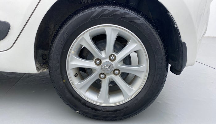 2015 Hyundai Grand i10 ASTA 1.2 AT VTVT, Petrol, Automatic, 31,166 km, Left Rear Wheel
