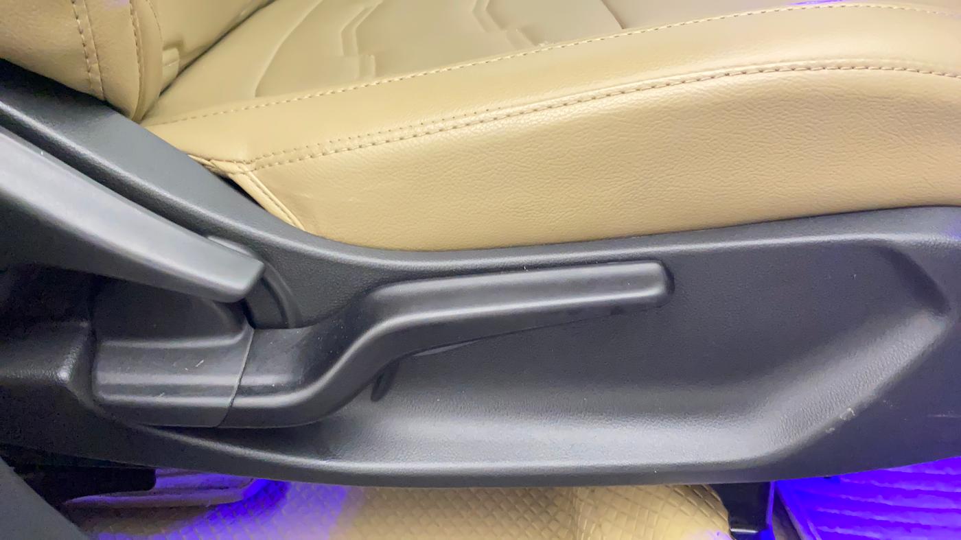 2019 Honda Amaze 1.2L I-VTEC V CVT, Petrol, Automatic, 48,397 km, Driver Side Adjustment Panel