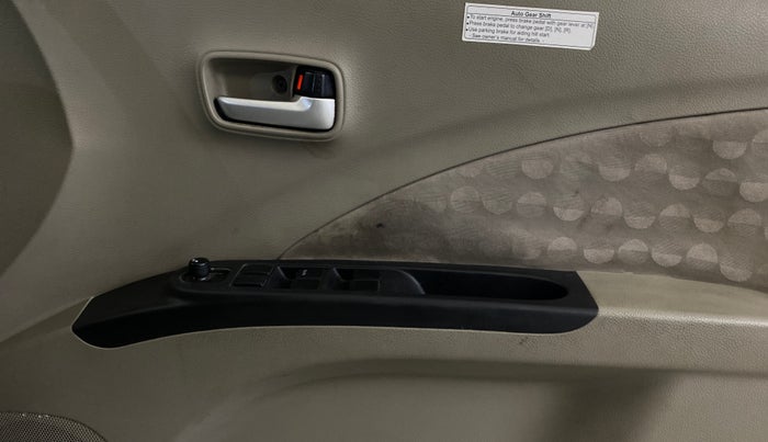 2016 Maruti Celerio ZXI AMT (O), Petrol, Automatic, 74,129 km, Driver Side Door Panels Control