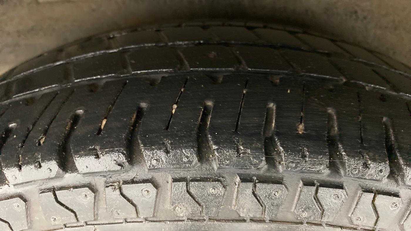 2010 Hyundai i10 MAGNA 1.1 IRDE2, Petrol, Manual, 71,242 km, Right Rear Tyre Tread