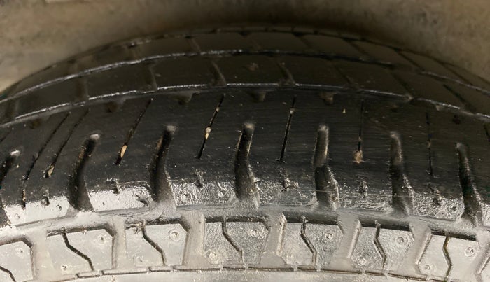 2010 Hyundai i10 MAGNA 1.1 IRDE2, Petrol, Manual, 71,242 km, Right Rear Tyre Tread