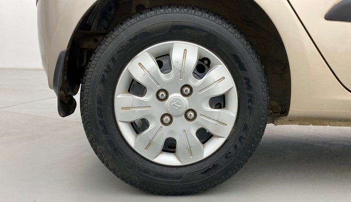 2010 Hyundai i10 MAGNA 1.1 IRDE2, Petrol, Manual, 71,242 km, Right Rear Wheel
