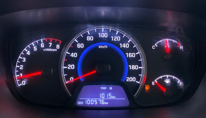 2015 Hyundai Grand i10 MAGNA 1.2 VTVT, Petrol, Manual, 1,00,645 km, Odometer Image