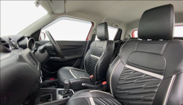 2019 Maruti Swift VXI AMT D, Petrol, Automatic, 32,922 km, Right Side Front Door Cabin
