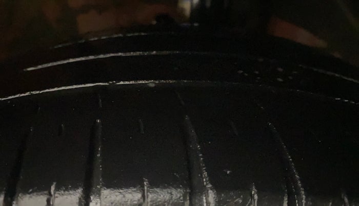 2018 Maruti Dzire ZXI PLUS AMT, Petrol, Automatic, 65,820 km, Right Front Tyre Tread