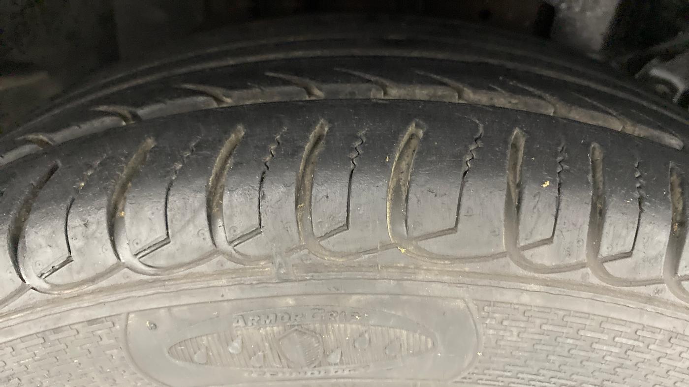 2018 Ford Ecosport 1.5 TITANIUM TI VCT, Petrol, Manual, 20,648 km, Right Front Tyre Tread