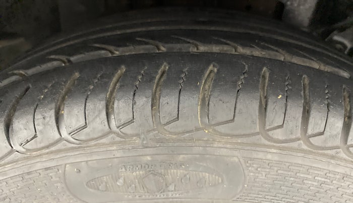 2018 Ford Ecosport 1.5 TITANIUM TI VCT, Petrol, Manual, 20,648 km, Right Front Tyre Tread
