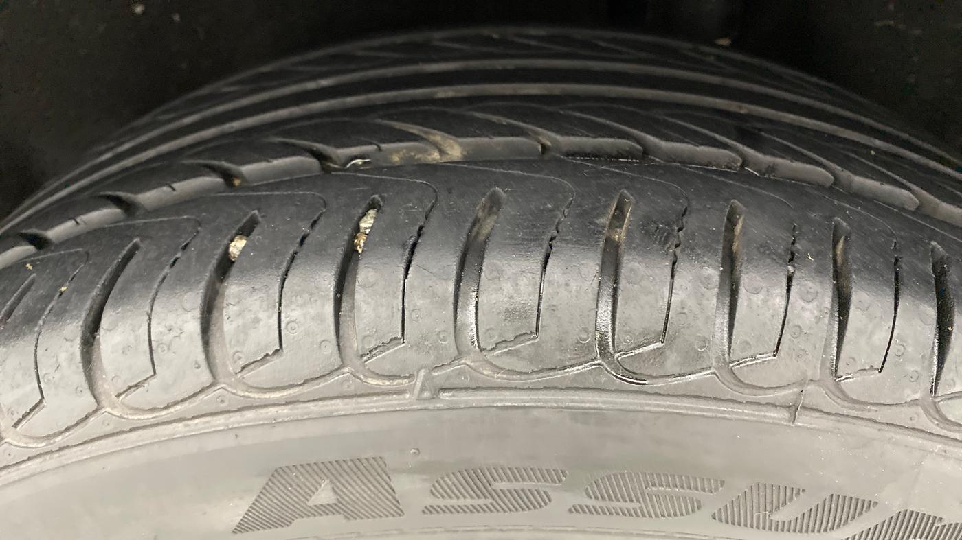 2018 Ford Ecosport 1.5 TITANIUM TI VCT, Petrol, Manual, 20,648 km, Left Rear Tyre Tread
