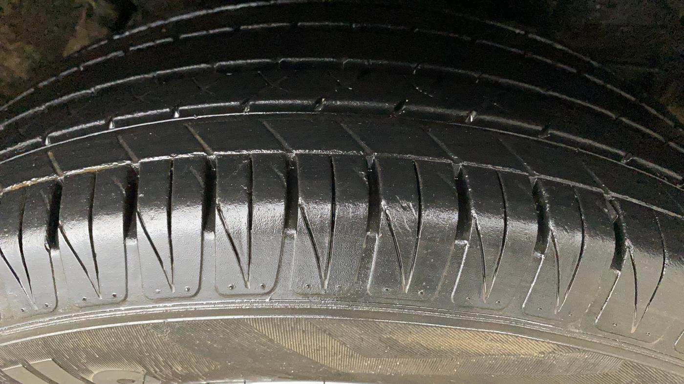 2022 Hyundai VENUE S(O) 1.2, Petrol, Manual, 88,780 km, Left Rear Tyre Tread