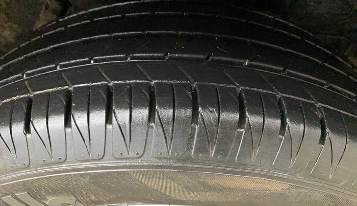 2022 Hyundai VENUE S(O) 1.2, Petrol, Manual, 88,780 km, Left Rear Tyre Tread