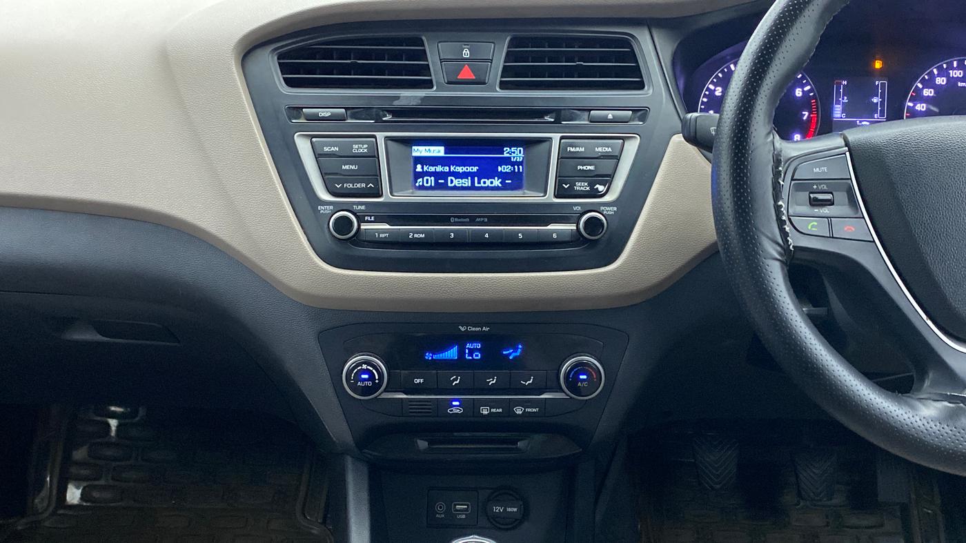 2014 Hyundai Elite i20 SPORTZ 1.2, Petrol, Manual, 62,542 km, Air Conditioner