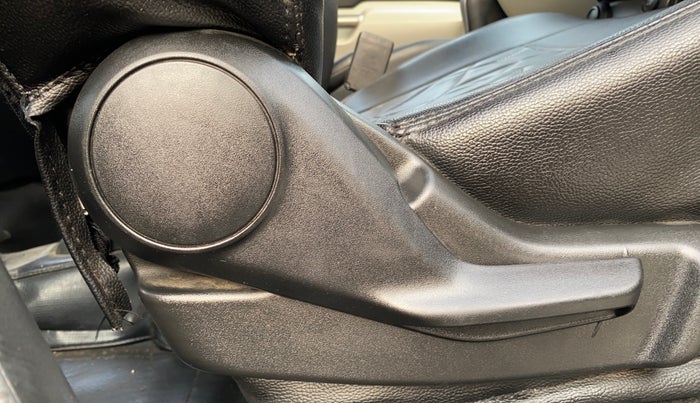 2018 Maruti IGNIS DELTA 1.2 AMT, Petrol, Automatic, 29,038 km, Driver Side Adjustment Panel