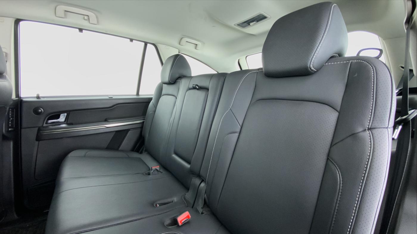 2019 Tata Hexa Varicor 400 XTA, Diesel, Automatic, 42,121 km, Right Side Rear Door Cabin